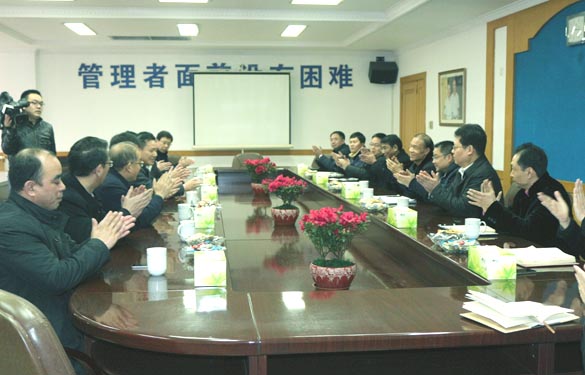 溧阳市委书记蒋锋一行来凯时电缆新春走访